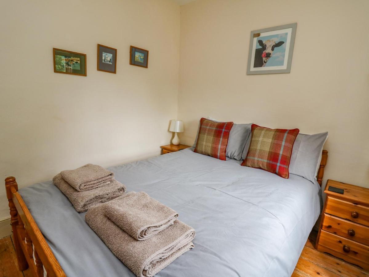 Byrdir Cottage Llanwrthwl Экстерьер фото